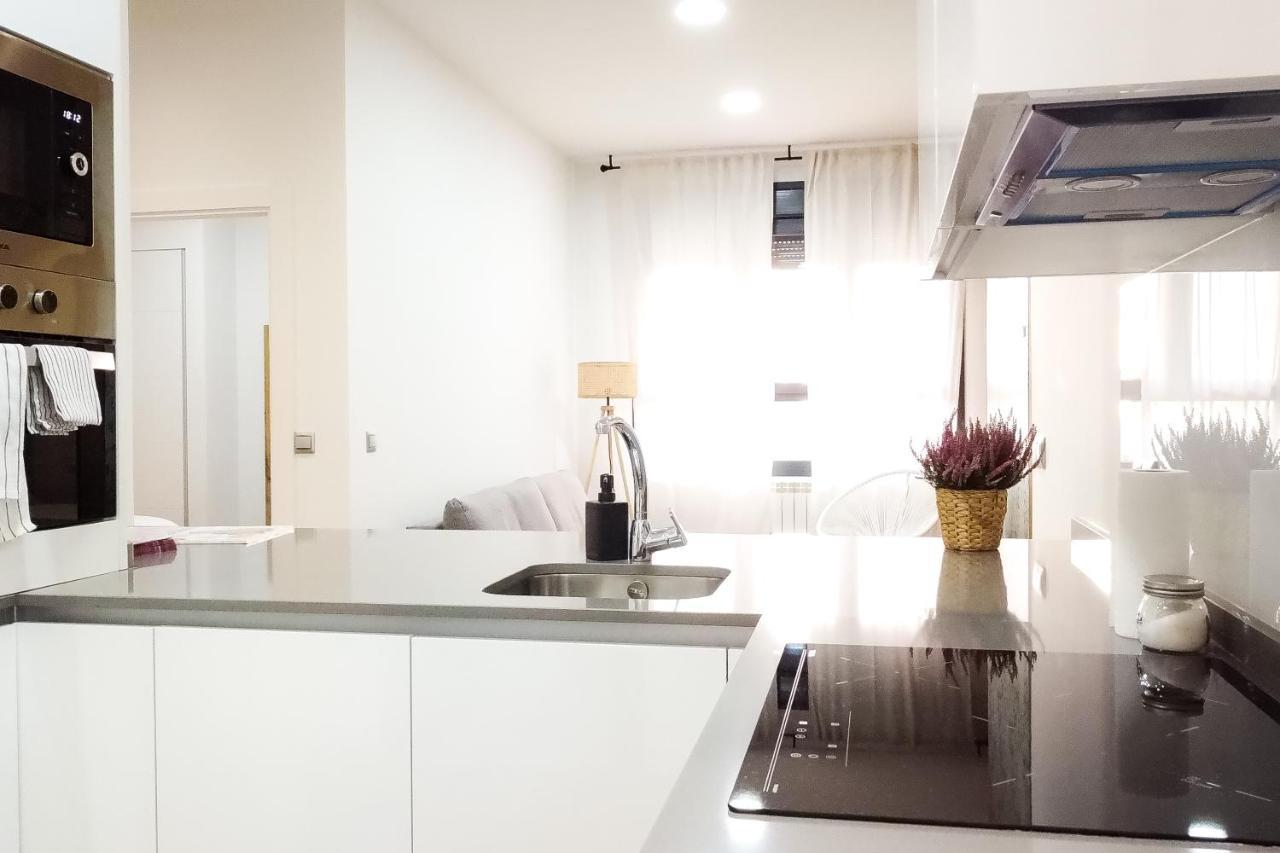 Elegante Apartamento Laud1 - Nuevo/Familia/Wifi/Tv บายาโดลิด ภายนอก รูปภาพ